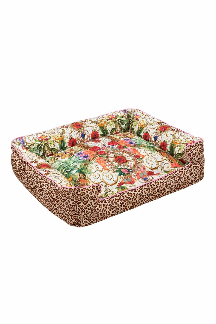 Camilla EBoutique (US) New To Sale PRINTED DOG BED FAIR VERONA
