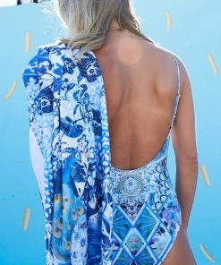 Camilla EBoutique (US) RECTANGLE TOWEL WITH FRINGING GUARDIAN OF SECRETS Resort