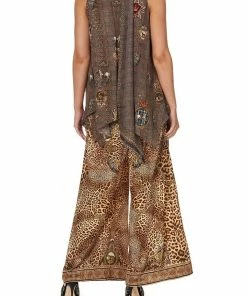 Camilla EBoutique (US) Up To 30% Off HANDKERCHIEF HEM TOP LADY LODGE