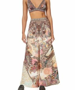 Camilla EBoutique (US) Up To 30% Off SOFT C/D BRA WITH BACK CLIP CARNABY DISCO