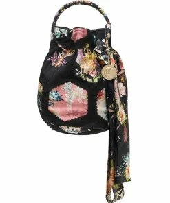 Camilla EBoutique (US) Up To 30% Off RING HANDLE BAG HAMPTON HIVE