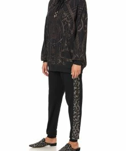 Camilla EBoutique (US) Sale Clothing HOODY SWEATER WITH POCKETS ABINGDON PALACE