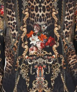 Camilla EBoutique (US) ROUND NECK SWEATER GOTHIC GODDESS