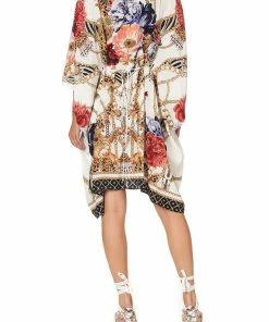 Camilla EBoutique (US) SHORT KAFTAN WITH HARDWARE REIGN SUPREME