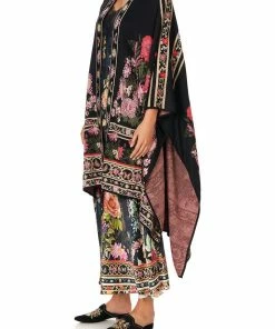 Camilla EBoutique (US) Up To 30% Off THROW OVER HAMPTON HIVE