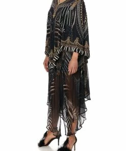 Camilla EBoutique (US) SHORT LAYERING CAPE QUECHUA KING