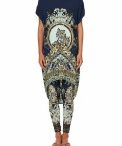 Camilla EBoutique (US) LONG SCOOP BACK HEM T-SHIRT A LITTLE PAST TWILIGHT Sale Activewear & Loungewear