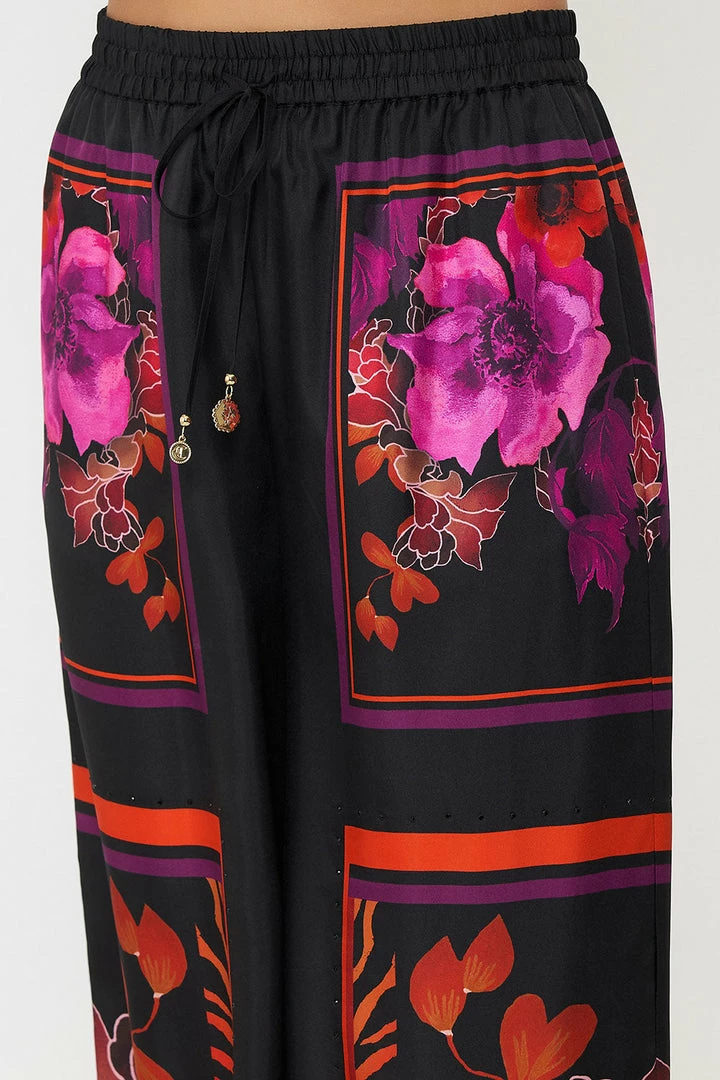 Camilla EBoutique (US) LOUNGE PANT MIDNIGHT POPPY