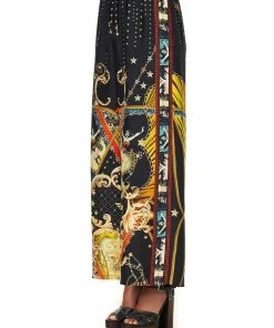 Camilla EBoutique (US) STRAIGHT LEG PANT WONDER WOMAN