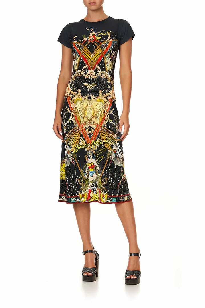 Camilla EBoutique (US) Up To 30% Off CURVED HEM FITTED TEE WONDER WOMAN