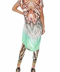 Camilla EBoutique (US) Sale Clothing LONG SCOOP BACK HEM T-SHIRT SAVANNAH