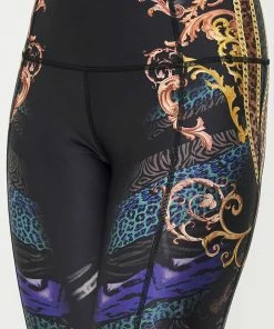 Camilla EBoutique (US) Gift Ideas ACTIVE LONG LEGGING SHES GOT GRACE