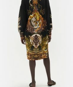 Camilla EBoutique (US) SWEATSHIRT BUTTON DRESS THE QUEENS KING Clothing