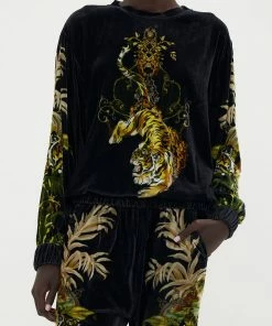 Camilla EBoutique (US) ROUND NECK SWEATER THE QUEENS KING