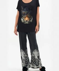 Camilla EBoutique (US) LOOSE FIT TEE FOREVER FAMILY New Arrivals