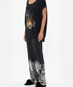 Camilla EBoutique (US) LOOSE FIT TEE FOREVER FAMILY New Arrivals