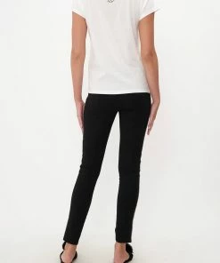 Camilla EBoutique (US) SLIM FIT ROUND NECK T-SHIRT THE LEGEND OF ZIBA