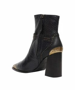 Camilla EBoutique (US) BLOCK HEEL BUCKLE BOOT SHES GOT GRACE