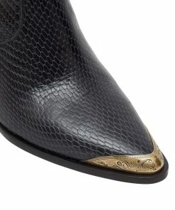 Camilla EBoutique (US) BLOCK HEEL BUCKLE BOOT SHES GOT GRACE