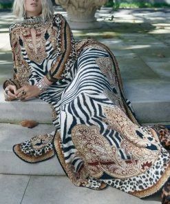 Camilla EBoutique (US) Up To 30% Off KAFTAN WITH HIGH COLLAR STAND WILD FIRE