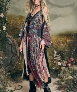 Camilla EBoutique (US) SHAPED WAIST SKIRT TALE OF THE FIRE BIRD