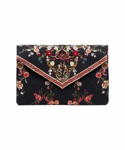 Camilla EBoutique (US) ENVELOPE CLUTCH A GIRL LIKE YOU