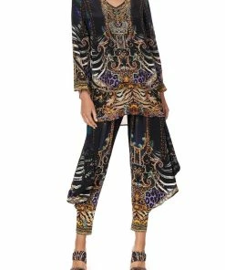 Camilla EBoutique (US) BLOUSE WITH SIDE SPLIT SHES GOT GRACE