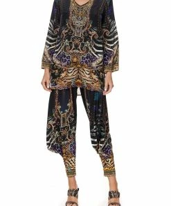 Camilla EBoutique (US) BLOUSE WITH SIDE SPLIT SHES GOT GRACE