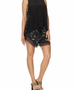 Camilla EBoutique (US) BUTTON BACK TOP LOVE BUG