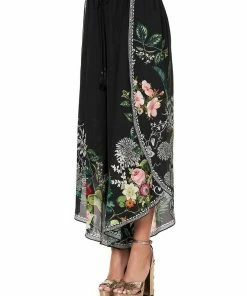 Camilla EBoutique (US) CURVED HEM PANT RAISED WITH WOLVES