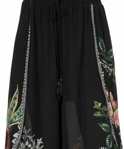 Camilla EBoutique (US) CURVED HEM PANT RAISED WITH WOLVES