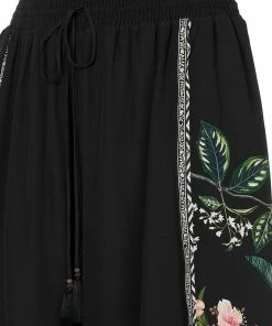 Camilla EBoutique (US) CURVED HEM PANT RAISED WITH WOLVES