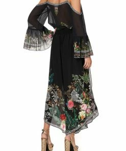 Camilla EBoutique (US) CURVED HEM PANT RAISED WITH WOLVES