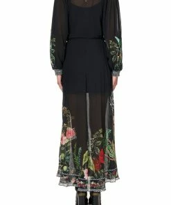 Camilla EBoutique (US) DRESS WITH SMOCKED SLEEVE RAISED WITH WOLVES