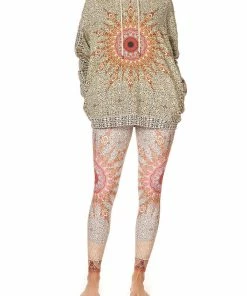 Camilla EBoutique (US) HOODY WITH POCKETS TALITHA