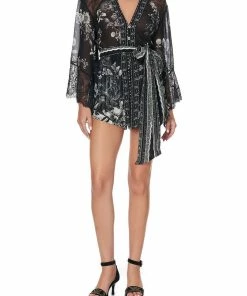Camilla EBoutique (US) KIMONO WITH SHOULDER INSERTS MOONSHINE BLOOM Up To 40% Off