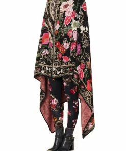 Camilla EBoutique (US) KNIT JACQUARD BLANKET MIRROR MIRROR Up To 30% Off