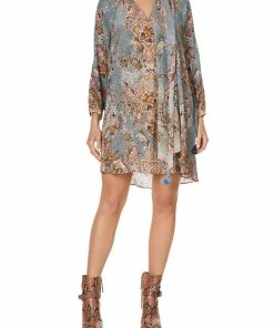 Camilla EBoutique (US) LONG SCARF LE PALAIS DU ZAHIR