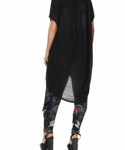 Camilla EBoutique (US) LONG SCOOP BACK HEM T-SHIRT MIDNIGHT MOON HOUSE