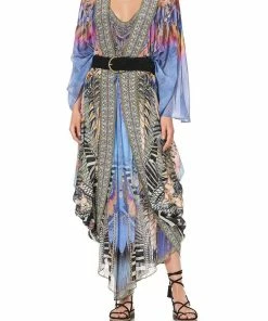 Camilla EBoutique (US) LONGE SLEEVE LONG CAPE LOVE ON THE WING