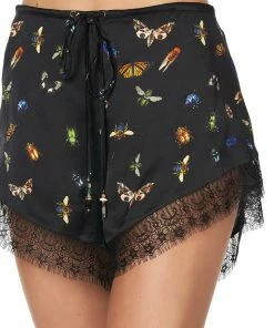 Camilla EBoutique (US) LOOSE LACE HEM SHORT LOVE BUG