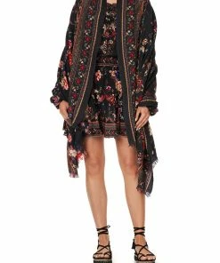 Camilla EBoutique (US) PASHMINA A GIRL LIKE YOU