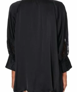 Camilla EBoutique (US) Up To 30% Off RAGLAN SLEEVE BUTTON UP TOP SOLID BLACK
