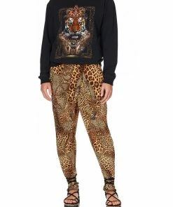 Camilla EBoutique (US) ROUND NECK SWEATER LADY LODGE