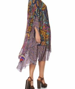 Camilla EBoutique (US) SCALLOPED EDGE LAYER WARLU DREAMING