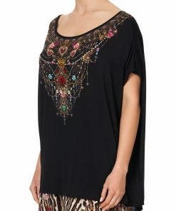 Camilla EBoutique (US) LOOSE FIT TEE A GIRL LIKE YOU Up To 30% Off