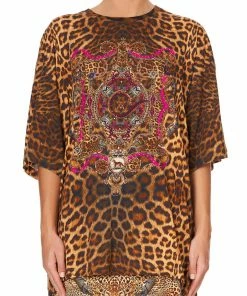 Camilla EBoutique (US) SUPER OVERSIZED TEE LADY LODGE