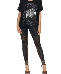 Camilla EBoutique (US) LOOSE FIT ROUND NECK TEE REAL QUEENS SHARE THEIR THRONES Up To 40% Off